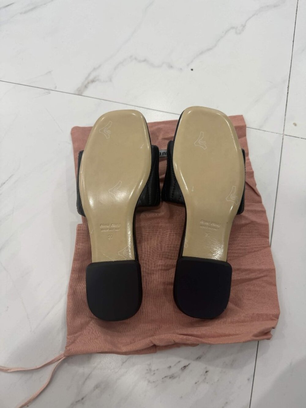 miu miu matelassé nappa leather slides Size 37, 38, 39 - Picture 2 of 4